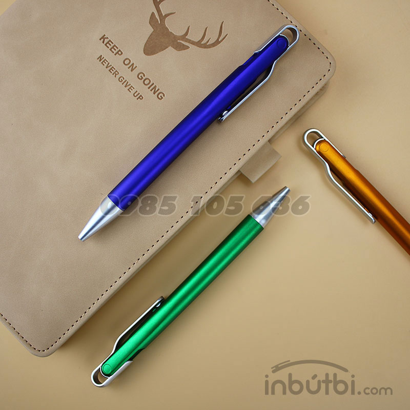 Sản xuất bút bi logo quà tặng in theo yêu cầu